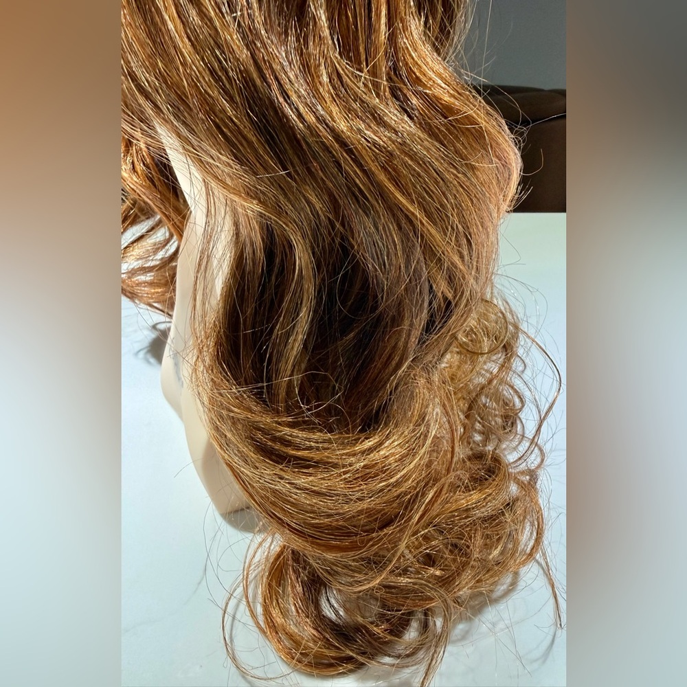HAIR, 25-26” Vanessa Long Wavy Layers with bangs, Auburn/Copper - Picture 5 of 11